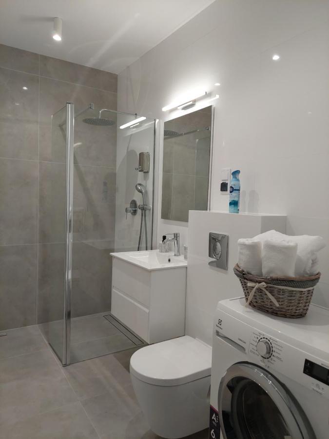 Mak Apartment Grobla - Free Parking - 3 Rooms Danzica Esterno foto